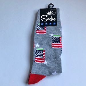3/$15 NEW INTO SOCKS PERRY ELLIS Socks Patriotic Americana GRAY SHOE SIZE 7 - 12